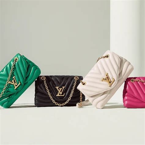 louis vuitton new wave gm|louis vuitton wave chain bag.